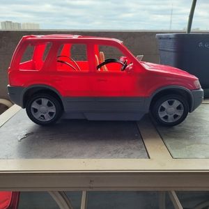 Barbie car Ford escape